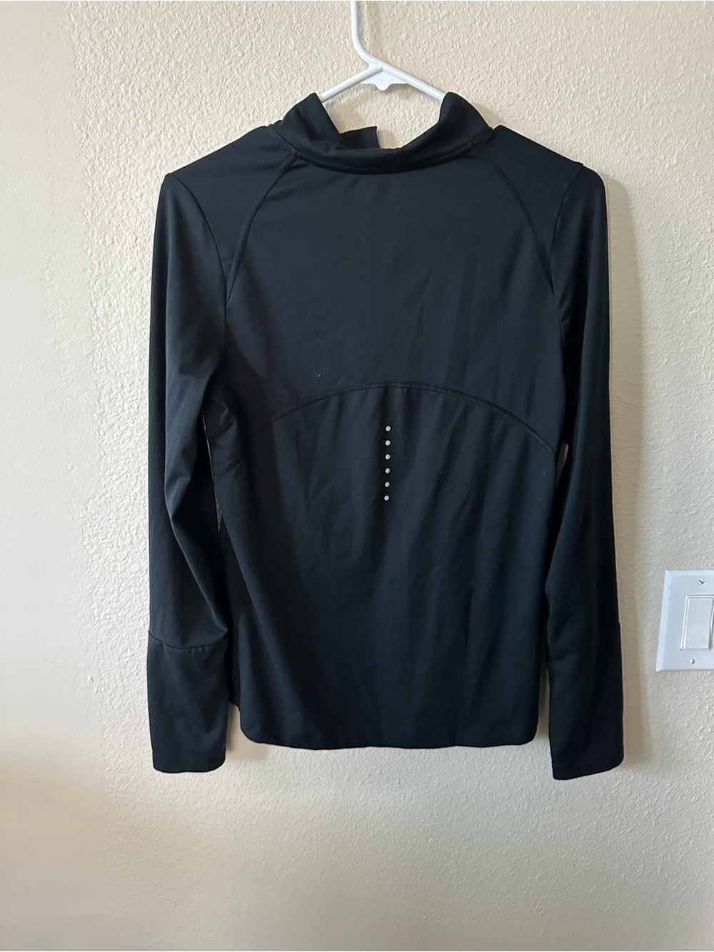 Nike women's Black Dri-FIT Half-Zip Long Sleeve Pullover size XL/ NWOT 1224 - Picture 4 of 4